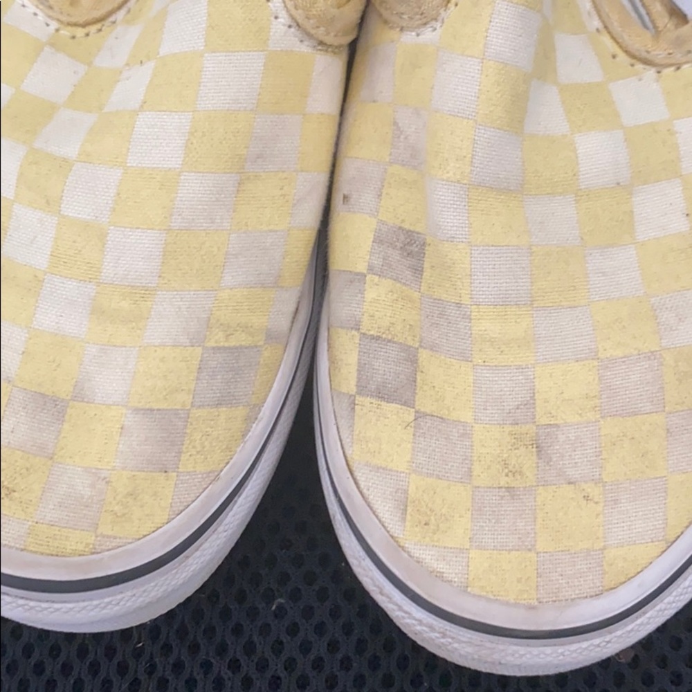 Vans - Picture 2 of 5